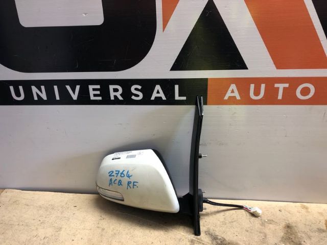 Toyota Estima AHR20 RF Door Elec Mirror (7 Wire)