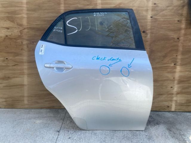 Toyota Corolla ZRE152R 06-12 RR Door Complete