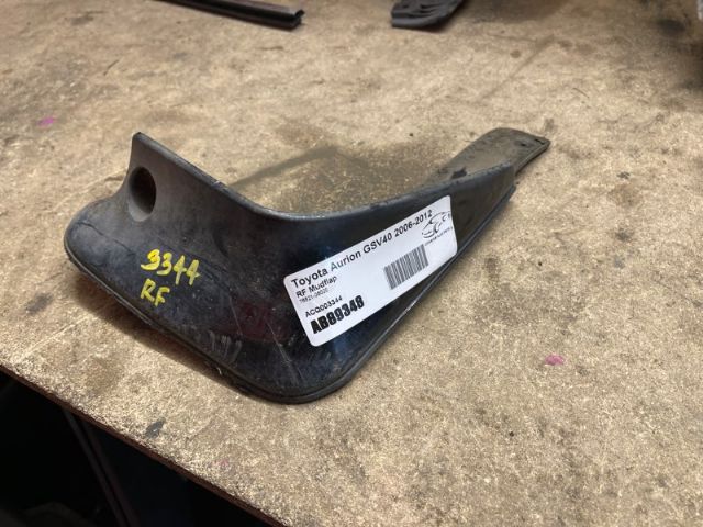 Toyota Aurion GSV40 2006-2012 RF Mudflap