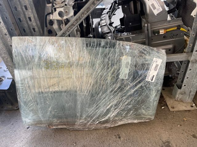 Toyota Aurion GSV40 2006-2012 LR Door Glass