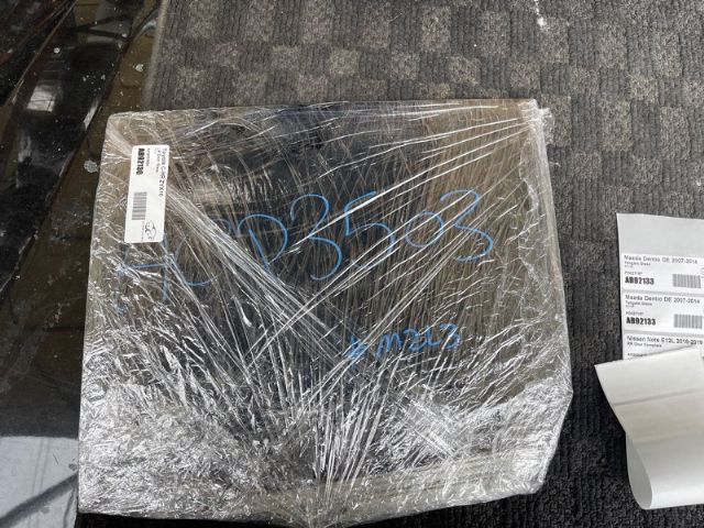 Toyota C-HR ZYX10 LR Door Glass