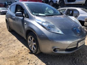 Nissan Leaf ZE0 2011-2016