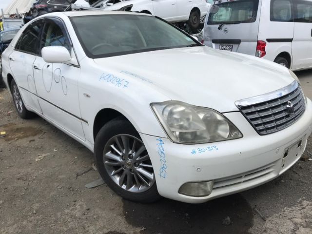 Toyota Crown GRS182 2004
