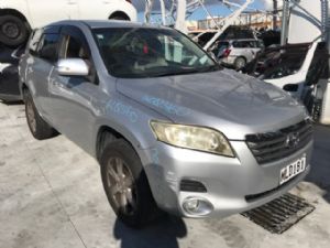 Toyota Vanguard ACA33