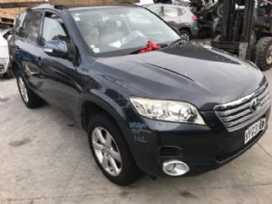 Toyota Vanguard ACA33