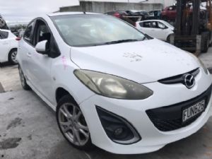 Mazda Mazda2 DE 2007-2014