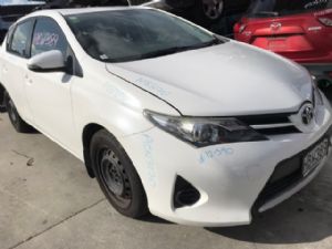 Toyota Corolla ZRE182