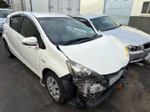Toyota Aqua NHP10 2011-2015