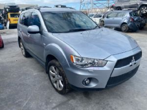 Mitsubishi Outlander CW5W 2006-2012
