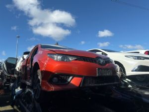 Toyota Corolla ZRE182