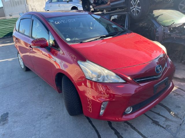 Toyota Prius V ZVW40