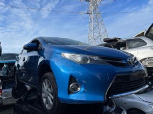 Toyota Corolla ZRE182