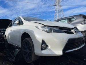 Toyota Corolla ZRE182