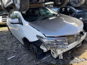 Toyota Corolla ZRE182