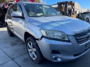 Toyota Vanguard ACA38