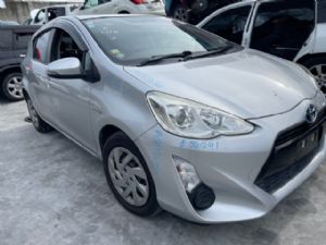 Toyota Aqua NHP10 2011-2015