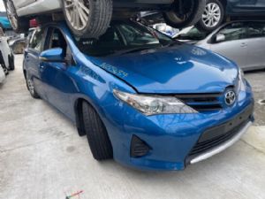 Toyota Corolla ZRE182