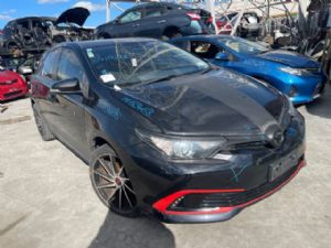 Toyota Corolla ZRE182