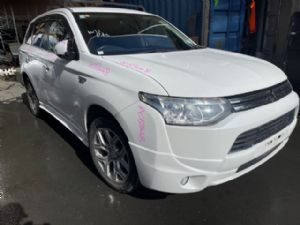 Mitsubishi Outlander GG2W Hybrid