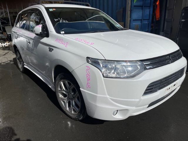 Mitsubishi Outlander GG2W Hybrid