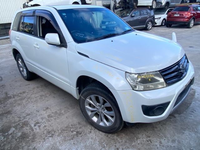 Suzuki Escudo TDA4W