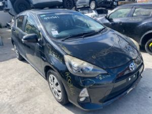 Toyota Aqua NHP10 2011-2015