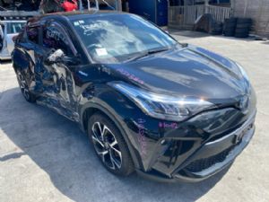 Toyota C-HR ZYX10