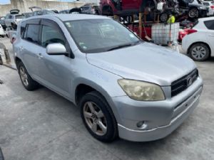Toyota RAV4 ACA36