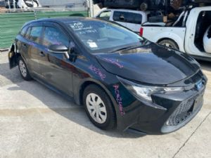 Toyota Corolla ZWE211