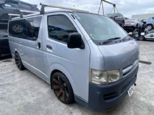 Toyota Hiace TRH200