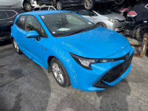 Toyota Corolla ZWE211