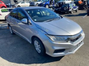 Honda Grace GM4
