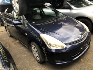 Toyota Wish ZNE10G 2003-2009