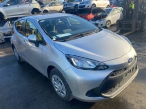 Toyota Aqua MXPH10/MXPH15 2021-on