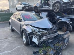 Toyota C-HR ZYX10