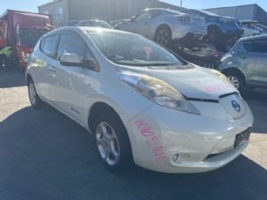 Nissan Leaf ZE0 2011-2016