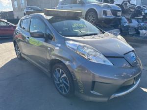Nissan Leaf ZE0 2011-2016